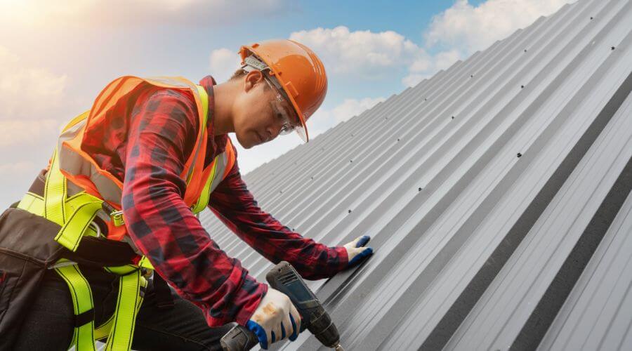 Professional gutter cleaning in Elkins Park, PA